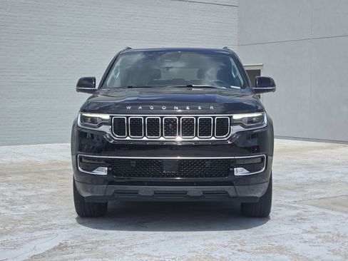 Used 2022 Jeep Wagoneer Series I w/ Convenience Group I AWD/4WD image 3