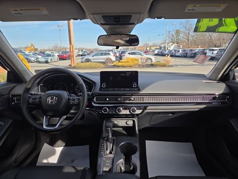 Used 2024 Honda Civic EX-L image 14