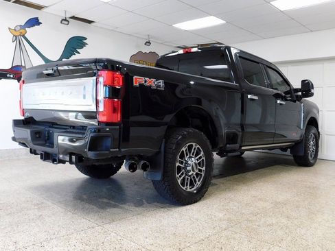 Used 2023 Ford F250 Limited w/ FX4 Off-Road Package image 6