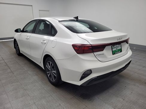 Used 2024 Kia Forte LXS FWD image 5
