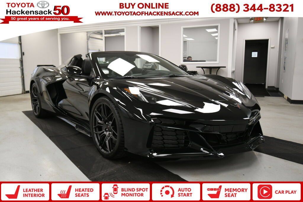 Used 2024 Chevrolet Corvette Z06 RWD image 1