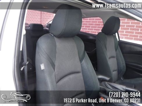 Used 2016 MAZDA MAZDA3 i Touring FWD image 12