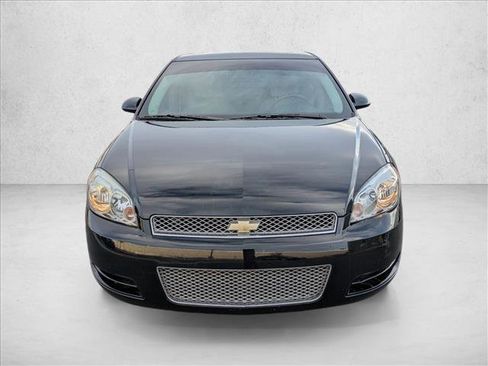 Used 2013 Chevrolet Impala LT w/ LT Sunroof Package image 2