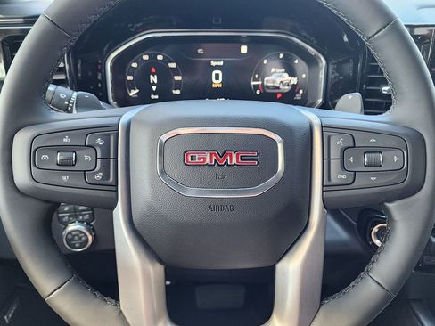 New 2026 GMC Sierra 1500 SLT image 20