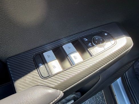 Used 2024 Mitsubishi Outlander SE image 20