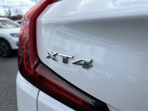 Used 2022 Cadillac XT4 Luxury w/ Cold Weather Package image 44