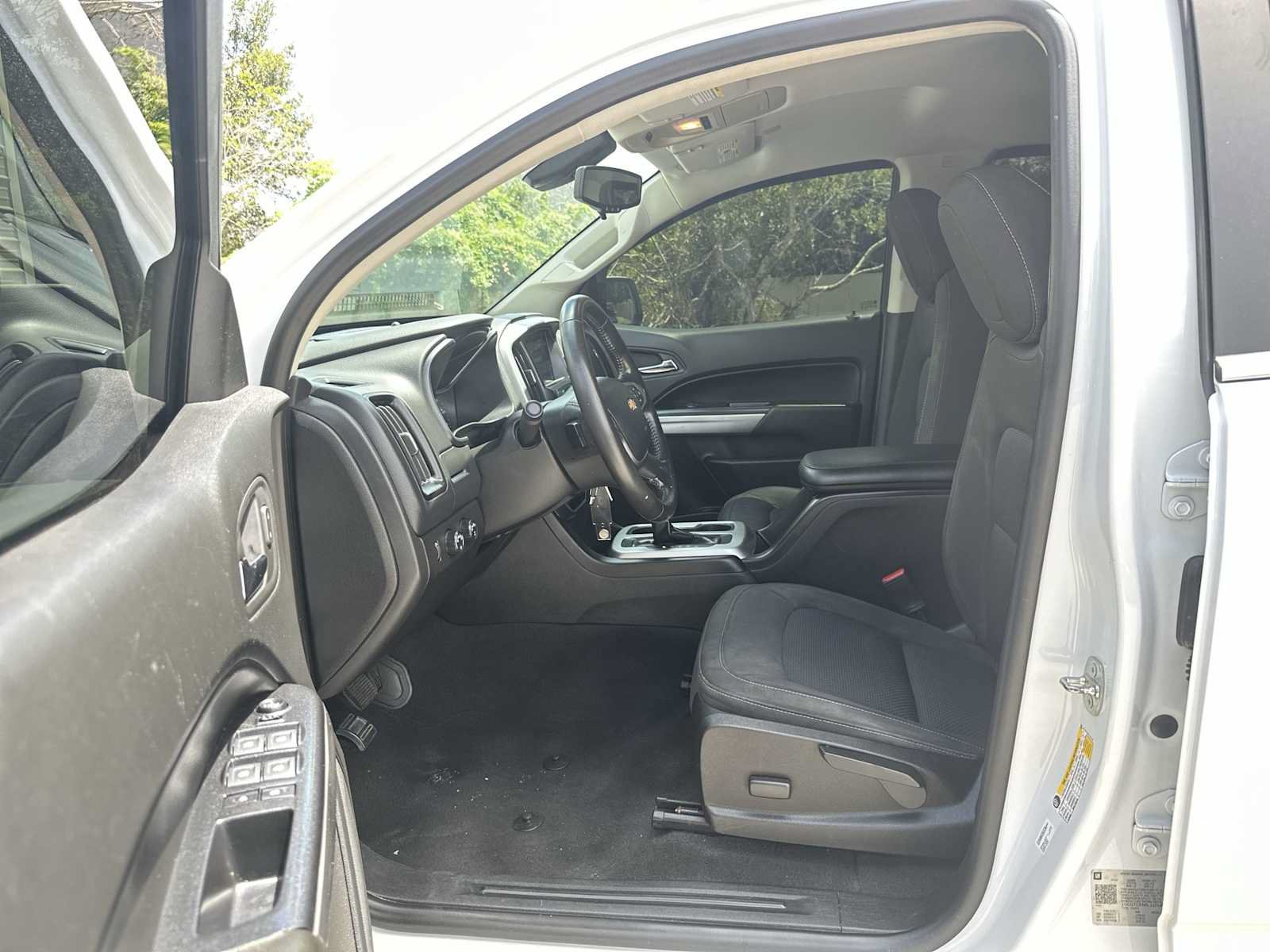 Certified 2020 Chevrolet Colorado LT AWD/4WD image 2