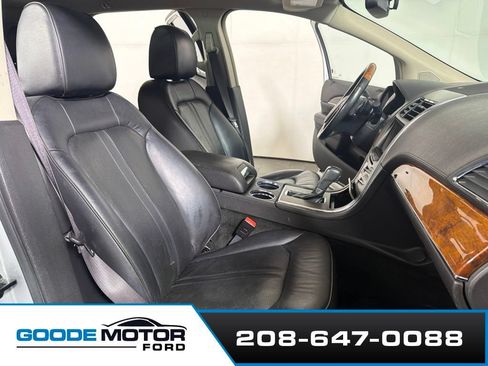 Used 2013 Lincoln MKX AWD image 23