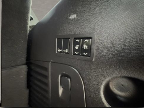 Used 2015 Chevrolet Tahoe LTZ AWD/4WD image 48