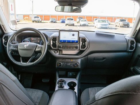 Used 2021 Ford Bronco Sport Big Bend w/ Big Bend Package (96B) image 32