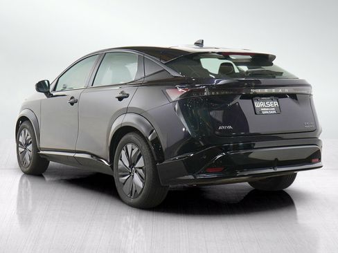 Used 2023 Nissan Ariya AWD image 3