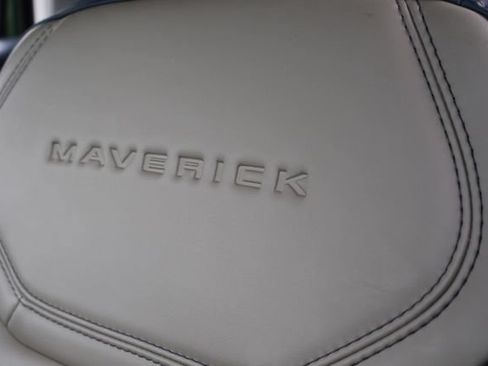 Used 2025 Ford Maverick Lariat w/ 4K Tow Package AWD/4WD image 26