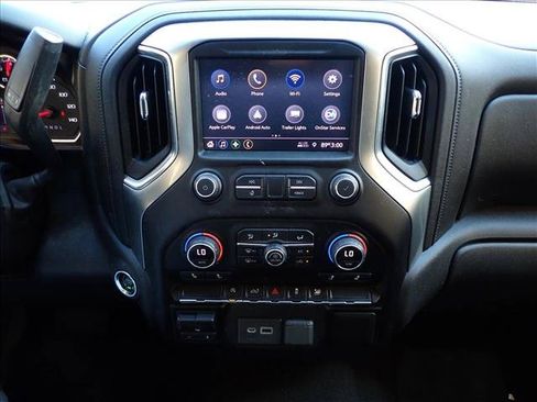 Used 2021 Chevrolet Silverado 1500 LT AWD/4WD image 11