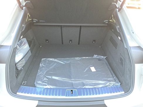 Used 2026 Porsche Cayenne Coupe image 15