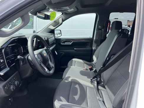 Used 2023 Chevrolet Silverado 1500 LT AWD/4WD image 15