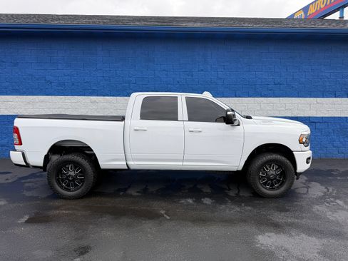Used 2024 RAM 2500 Big Horn w/ Night Edition AWD/4WD image 2