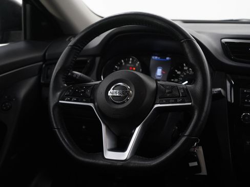 Used 2020 Nissan Rogue SV AWD/4WD image 14