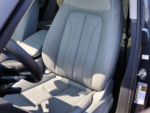 Used 2021 Audi Q5 2.0T Premium Plus w/ Premium Plus Package AWD/4WD image 22