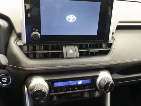 New 2025 Toyota RAV4 XLE image 19
