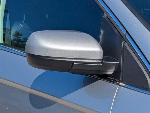 Used 2022 Ford Edge SEL w/ Convenience Package image 10