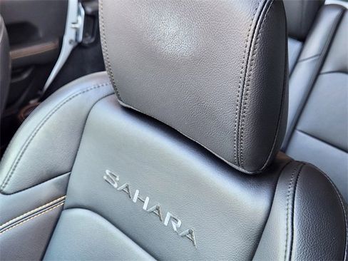 Used 2024 Jeep Wrangler Sahara w/ Technology Group image 15