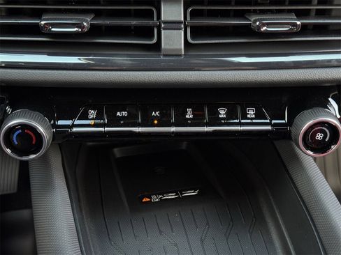 New 2026 Chevrolet Equinox EV RS image 14