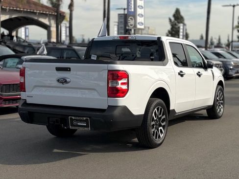 Certified 2024 Ford Maverick Lariat image 8