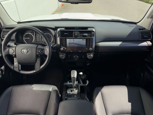 Certified 2024 Toyota 4Runner TRD Off-Road Premium w/ Off Road Premium Plus Package AWD/4WD image 12