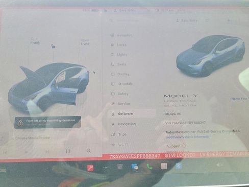 Used 2023 Tesla Model Y AWD image 8