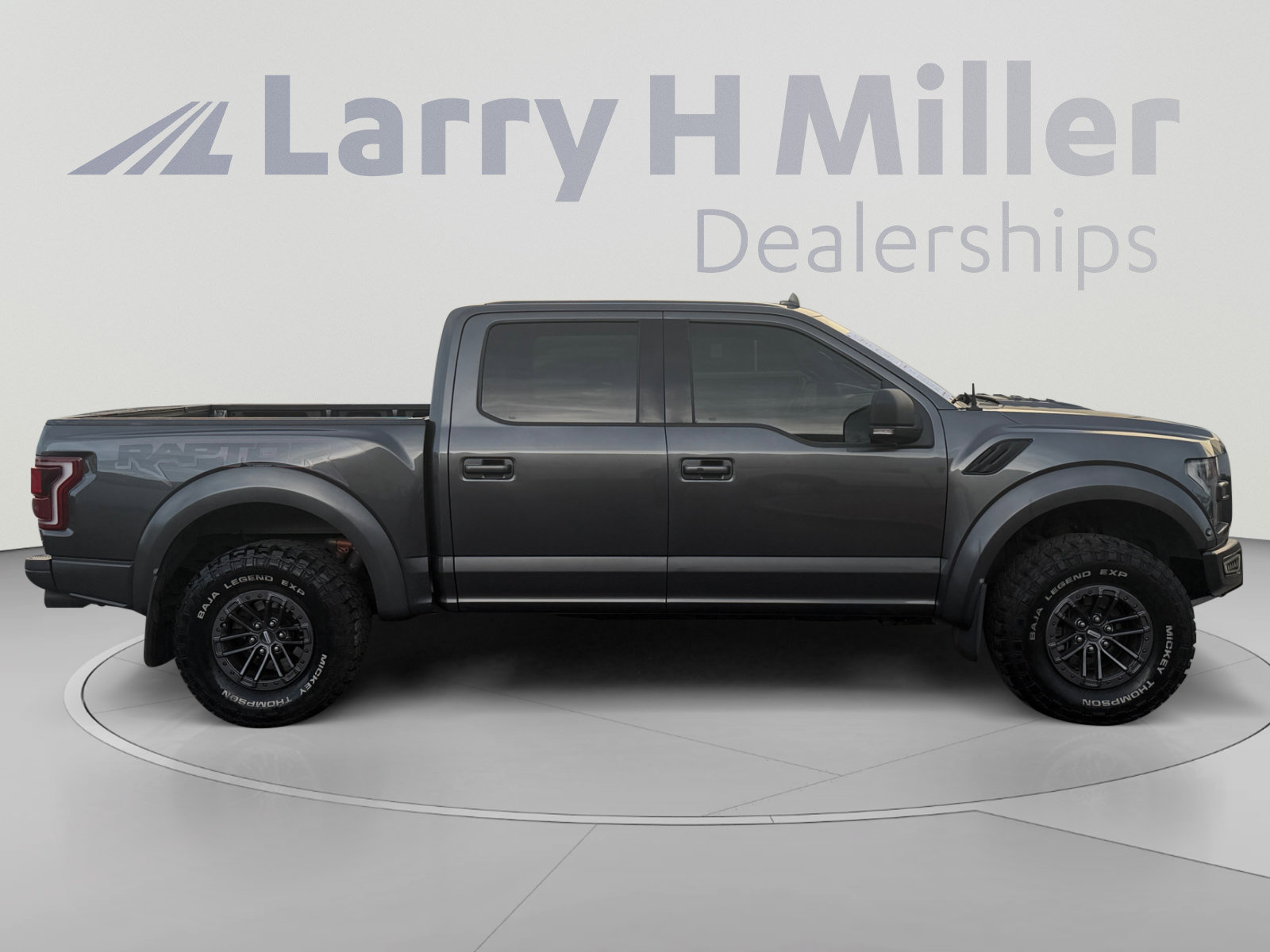 Used 2020 Ford F150 Raptor w/ Equipment Group 802A Luxury AWD/4WD image 6