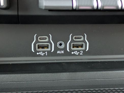 New 2026 RAM 1500 4x4 Crew Cab image 24