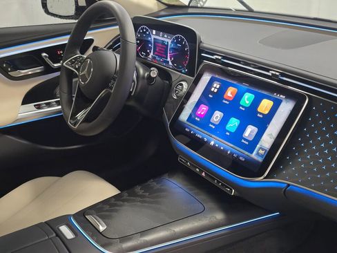 Used 2024 Mercedes-Benz E 350 4MATIC Sedan image 27