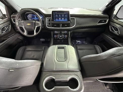Used 2023 Chevrolet Suburban LT image 34