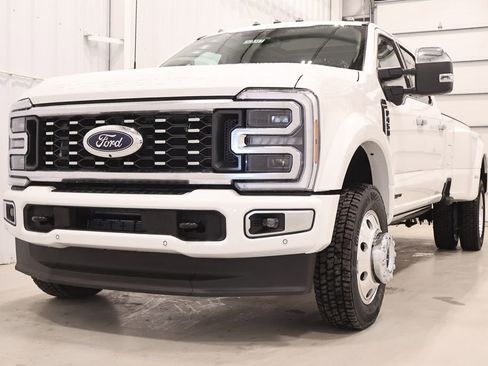 New 2026 Ford F450 Platinum AWD/4WD image 5