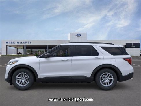 New 2026 Ford Explorer Active image 3