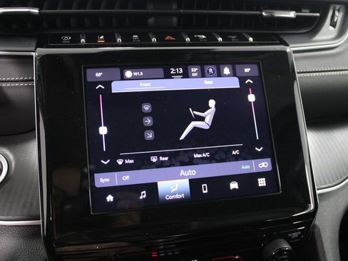 Used 2023 Jeep Grand Cherokee L Laredo image 49