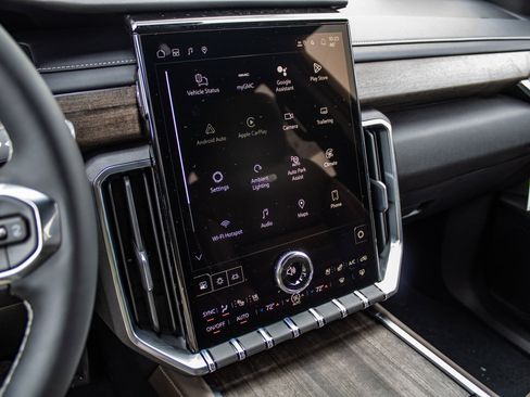 New 2026 GMC Acadia Denali Ultimate w/ LPO, All-Weather Package image 34