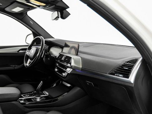 Used 2021 BMW X3 xDrive30e w/ Convenience Package image 9