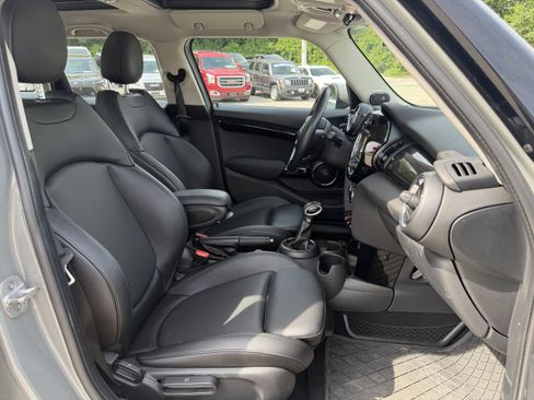 Used 2018 MINI Cooper S FWD image 11