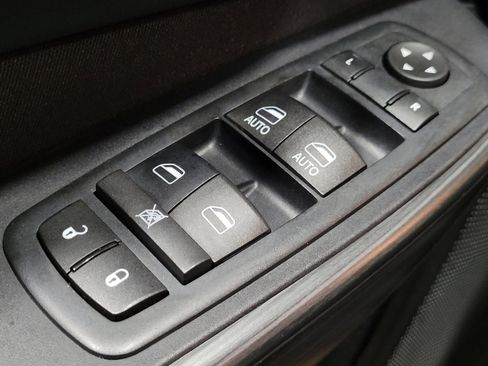 Used 2016 Jeep Cherokee Latitude image 27