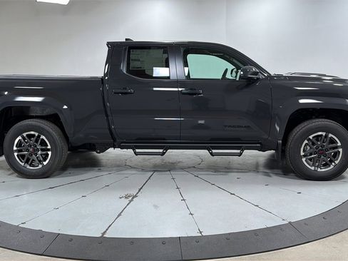 New 2026 Toyota Tacoma TRD Sport image 6