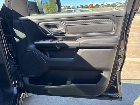 New 2026 RAM 1500 4x4 Crew Cab image 31