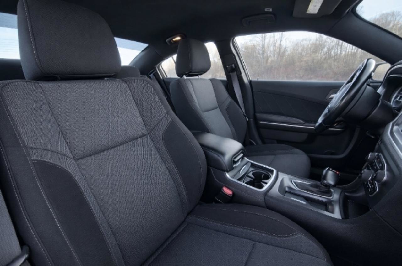 Used 2021 Dodge Charger SXT AWD/4WD image 9