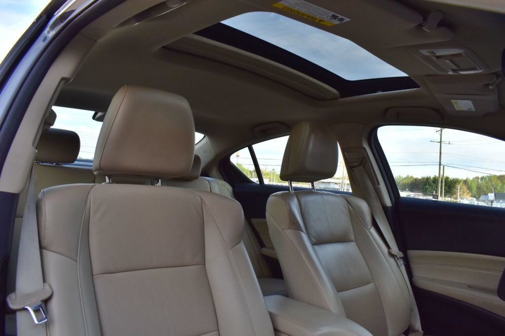Used 2014 Acura ILX w/ Technology Package FWD image 15