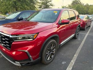 Used 2024 Honda Pilot Touring video 1