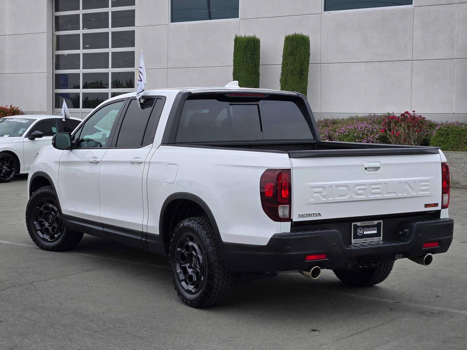 Certified 2025 Honda Ridgeline TrailSport+ image 5