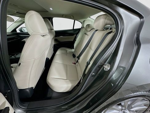 Certified 2022 MAZDA MAZDA3 s image 33