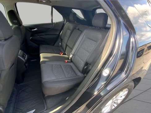 Used 2020 Chevrolet Equinox LT FWD image 21