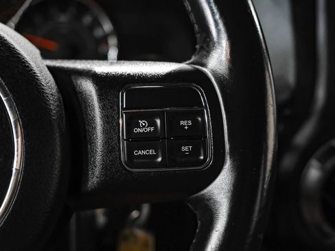 Used 2015 Jeep Wrangler Sport w/ Quick Order Package 24S AWD/4WD image 15