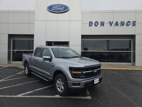 New 2025 Ford F150 XLT w/ Equipment Group 302A MID image 6